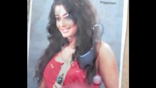 cum tribute to actress priyamani